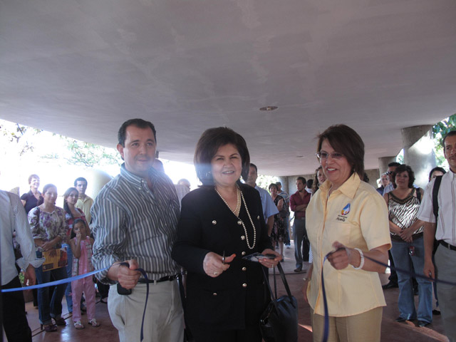 FIH – Inauguración de Los Alteños y la Avicultura